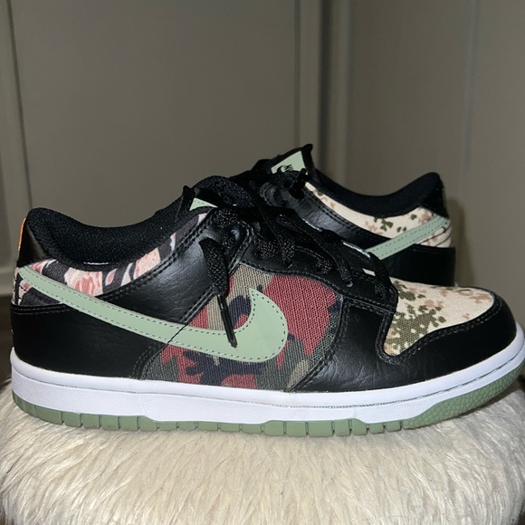 nike dunk low crazy camo gs